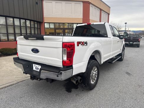 Used 2019 Ford F250 XLT w/ XLT Premium Package image 7