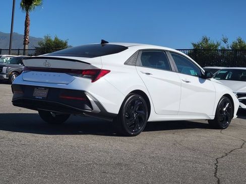 New 2026 Hyundai Elantra SEL Sport FWD image 4