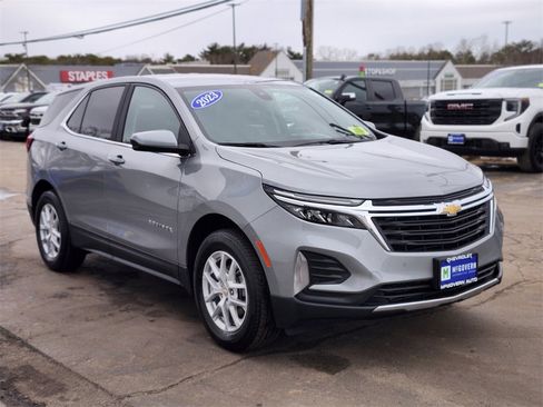Used 2023 Chevrolet Equinox LT image 7
