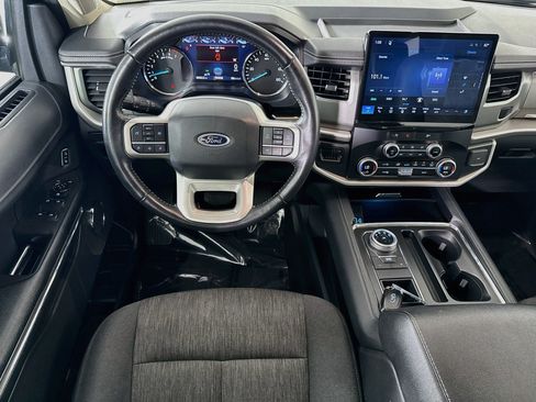 Used 2024 Ford Expedition XLT RWD image 17