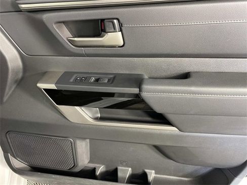 Used 2025 Toyota Tundra Limited image 24