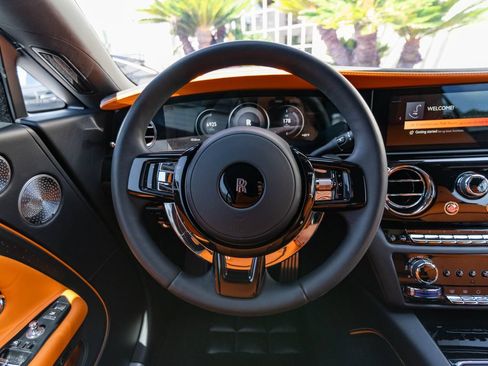 Used 2024 Rolls-Royce Spectre w/ Spectre Launch Package AWD/4WD image 34
