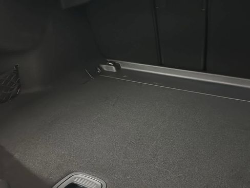 Used 2025 Mercedes-Benz C 43 AMG 4MATIC Sedan image 32