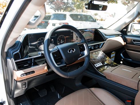 New 2026 INFINITI QX80 Luxe AWD/4WD image 8