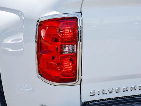 Used 2017 Chevrolet Silverado 1500 LT w/ All Star Edition RWD image 10
