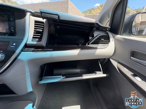 Used 2015 Toyota Sienna XLE w/ XLE Navigation Package FWD image 24