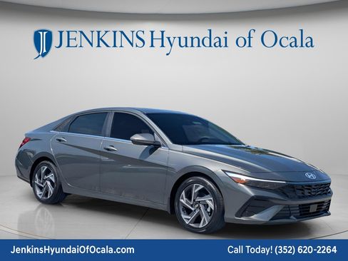 New 2026 Hyundai Elantra Limited FWD image 1
