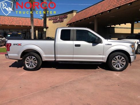Used 2017 Ford F150 XL w/ Equipment Group 101A Mid image 1