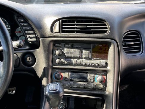 Used 1999 Chevrolet Corvette w/ Memory Pkg image 7