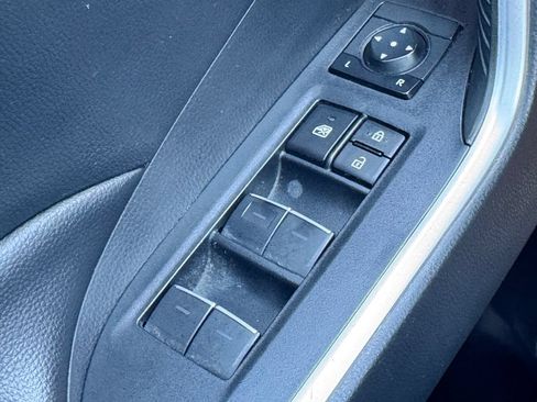 Used 2023 Toyota RAV4 XLE FWD image 30