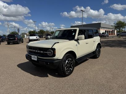 Certified 2025 Ford Bronco Outer Banks