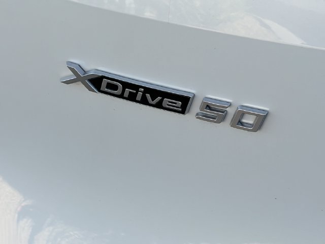 Certified 2024 BMW iX xDrive50 w/ Sport Package AWD/4WD image 5