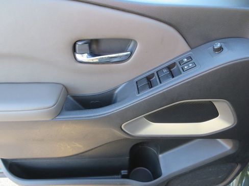 Used 2023 Nissan Frontier SV image 22