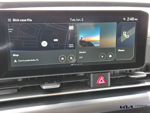 Certified 2026 Kia Carnival FWD image 23
