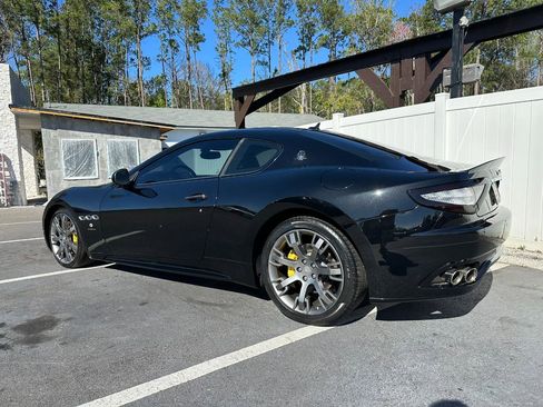 Used 2011 Maserati GranTurismo S image 3