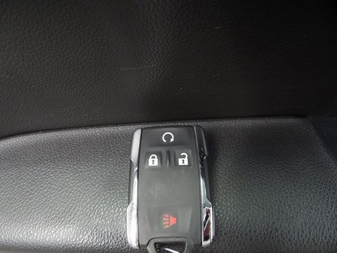 Used 2018 Chevrolet Colorado ZR2 image 52