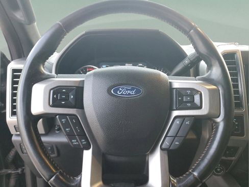 Used 2021 Ford F350 Platinum w/ Tremor Off-Road Package AWD/4WD image 20