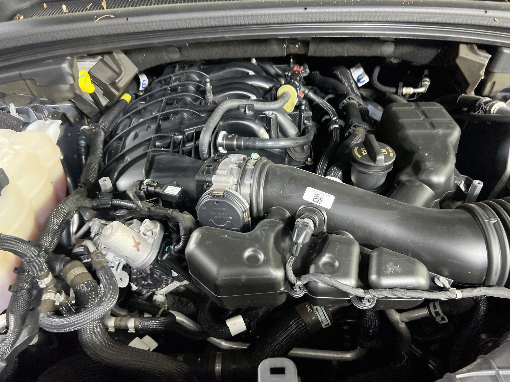 Used 2023 Jeep Grand Cherokee Limited AWD/4WD image 29