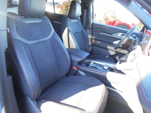 New 2026 Ford Explorer ST w/ Sun And Sound Package image 32