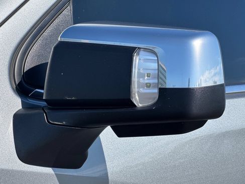 Used 2023 Chevrolet Silverado 1500 High Country w/ High Country Premium Package AWD/4WD image 53