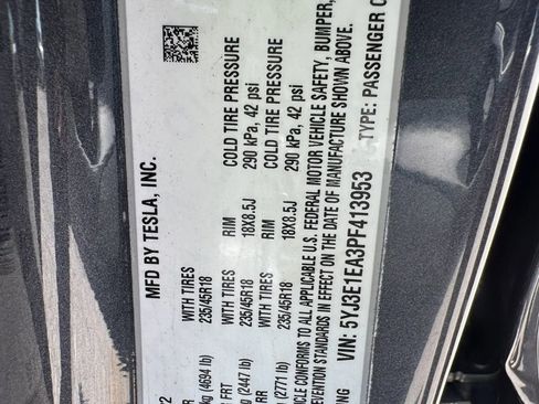 Used 2023 Tesla Model 3 Standard Range RWD image 29