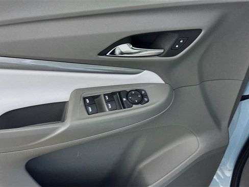 Used 2022 Chevrolet Bolt EUV Premier FWD image 17