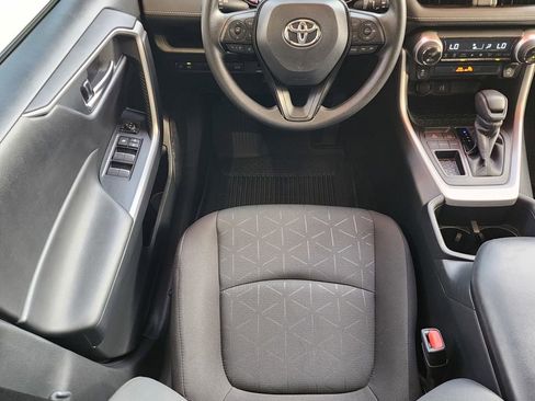 Used 2025 Toyota RAV4 XLE w/ Convenience Package FWD image 11