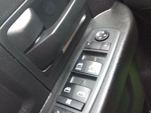 Used 2019 RAM 1500 Express image 21