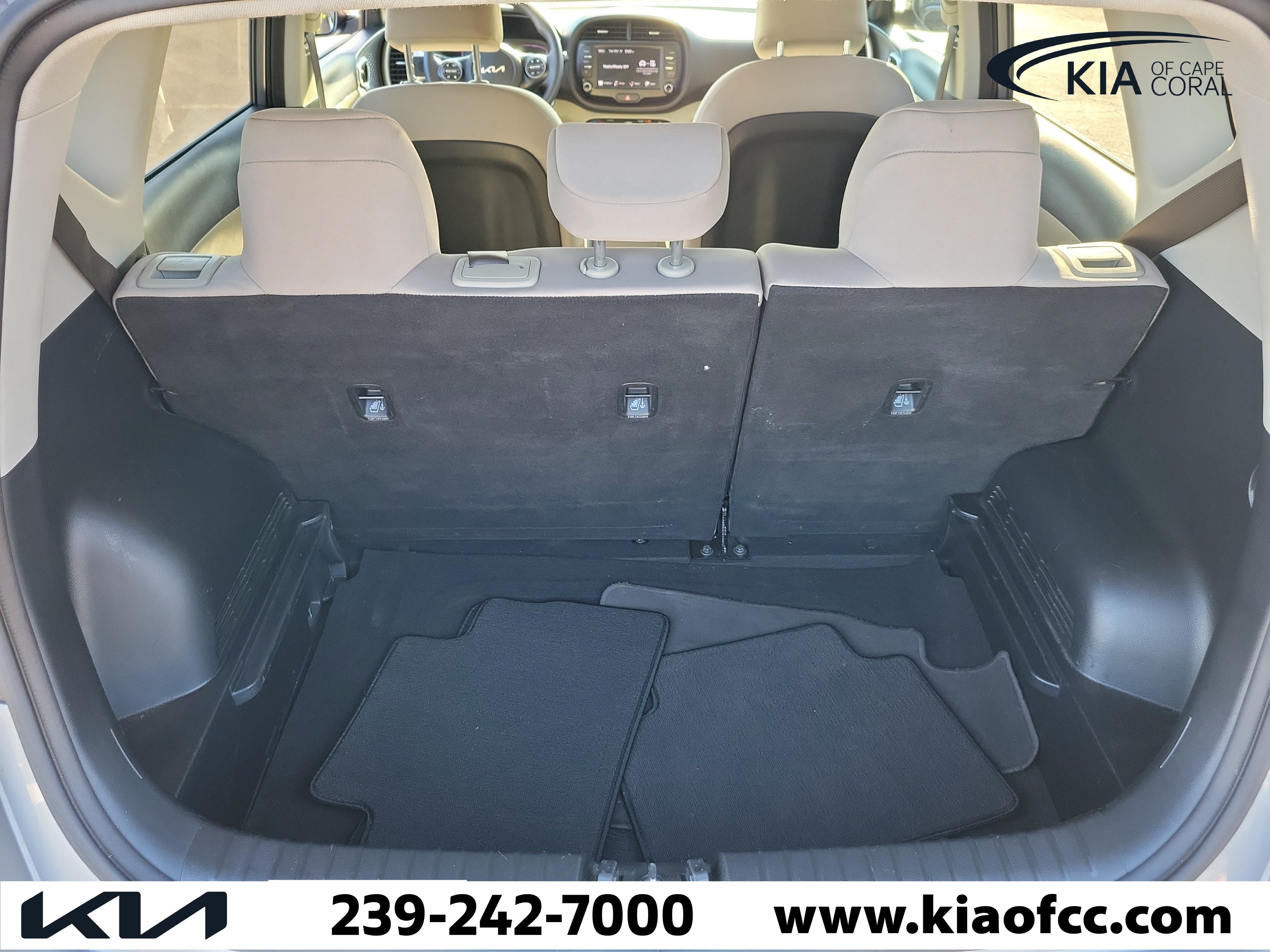 Certified 2024 Kia Soul LX FWD image 11