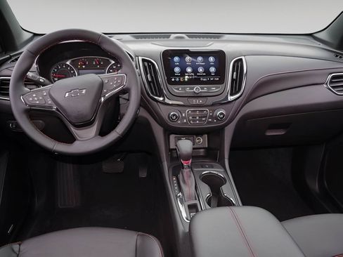 Used 2023 Chevrolet Equinox RS w/ RS Leather Package FWD image 11