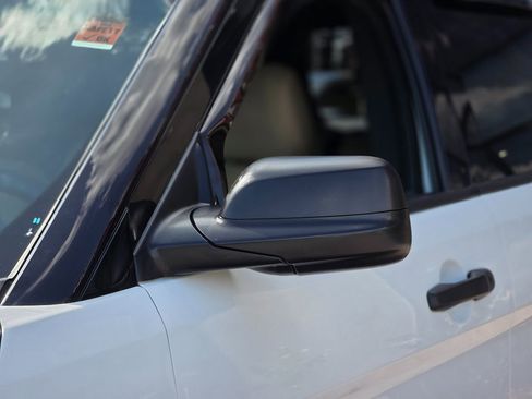 Used 2016 Ford Explorer FWD image 10