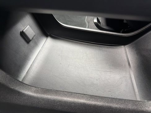 Used 2025 GMC Acadia Elevation image 35