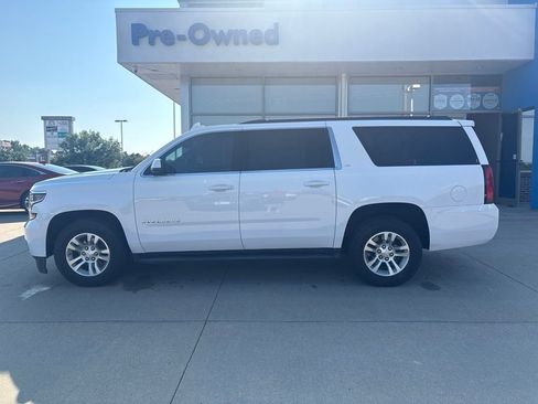 Used 2019 Chevrolet Suburban LT AWD/4WD image 8