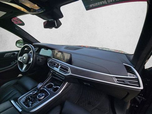 Used 2022 BMW X7 M50i AWD/4WD image 20