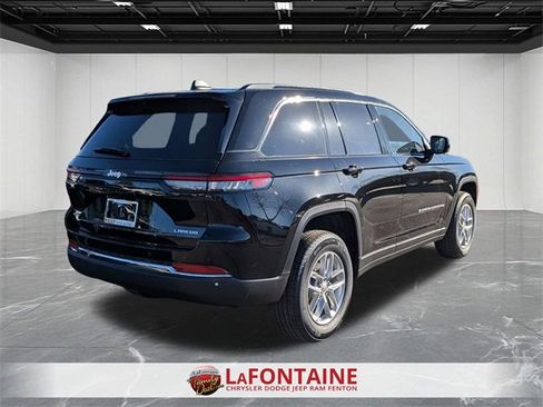 New 2025 Jeep Grand Cherokee Laredo X image 5