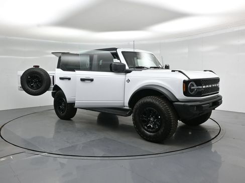 New 2026 Ford Bronco Outer Banks w/ Sasquatch Package AWD/4WD image 33