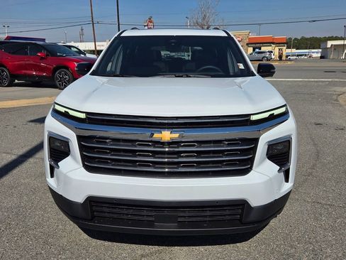 New 2026 Chevrolet Traverse LT w/ Enhanced Driving Package image 17
