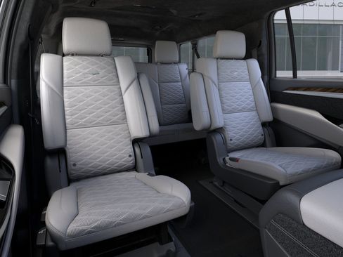 New 2026 Cadillac Escalade ESV Platinum Luxury image 17