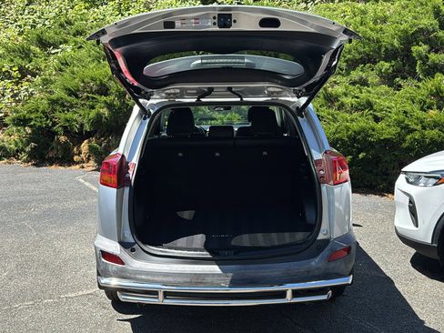 Used 2015 Toyota RAV4 Limited AWD/4WD image 8
