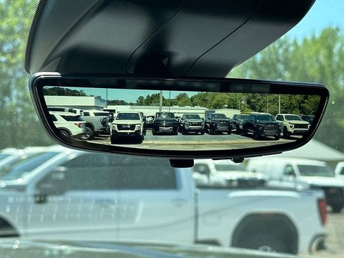 New 2026 GMC Sierra 3500 Denali w/ Denali Reserve Package AWD/4WD image 31