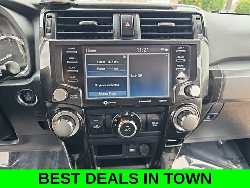 Used 2023 Toyota 4Runner TRD Off-Road AWD/4WD image 19