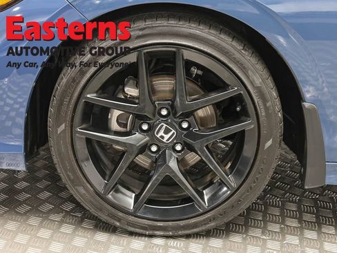Used 2025 Honda Civic Sport image 31