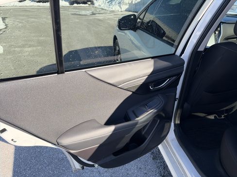 Used 2023 Subaru Legacy Premium image 11