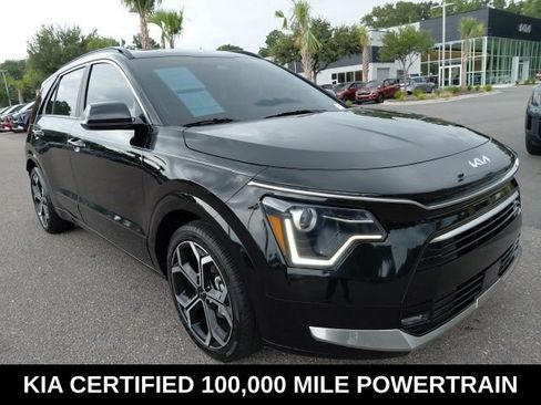 Certified 2025 Kia Niro EX Touring FWD image 3
