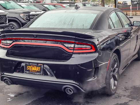 Used 2022 Dodge Charger R/T w/ Plus Group image 21
