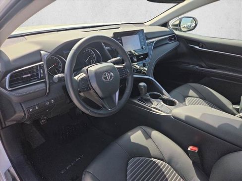 Used 2024 Toyota Camry SE w/ Convenience Package FWD image 11