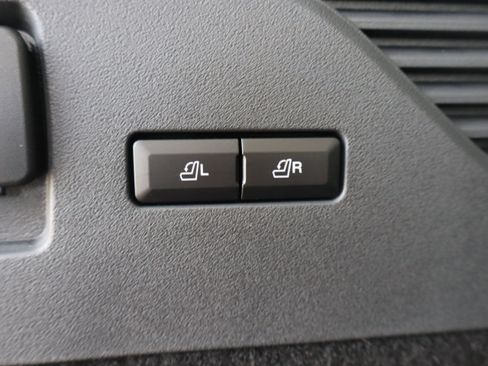 Used 2024 Lincoln Nautilus Reserve w/ Equipment Group 202A image 29