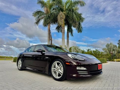Used 2012 Porsche Panamera 4S image 5