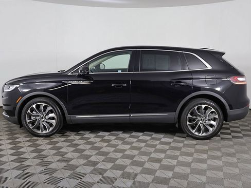 Used 2023 Lincoln Nautilus Reserve AWD/4WD image 19