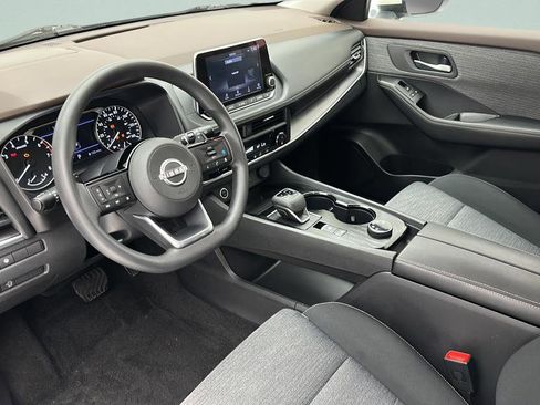 Used 2023 Nissan Rogue SV AWD/4WD image 13